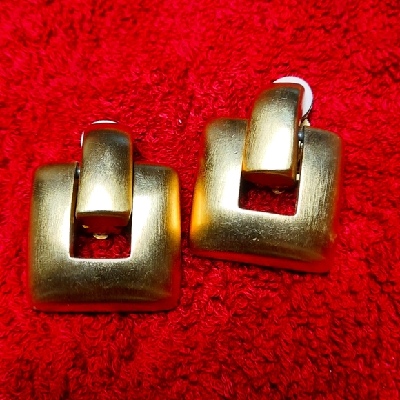 Vintage earrings - Picture 1 of 1